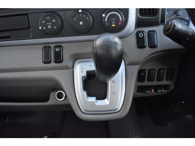 MITSUBISHI CANTER 2016 Image 31