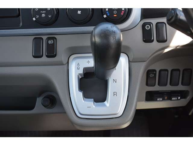 MITSUBISHI CANTER 2016 Image 31