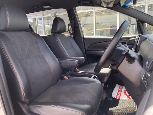 TOYOTA ESTIMA  4WD 2018 Image 31