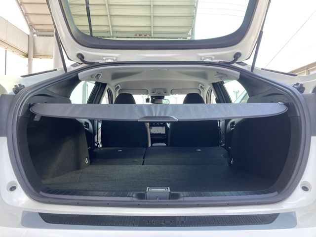 TOYOTA PRIUS 4WD 2019 Image 31