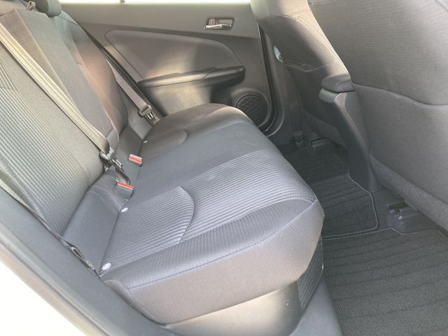 TOYOTA PRIUS 4WD 2019 Image 31