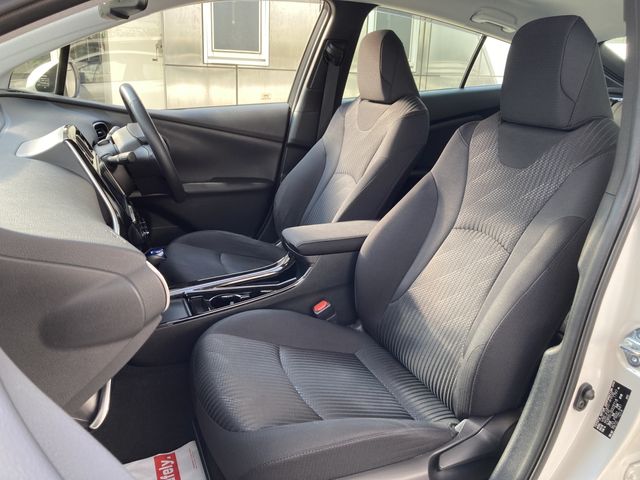 TOYOTA PRIUS 4WD 2019 Image 31