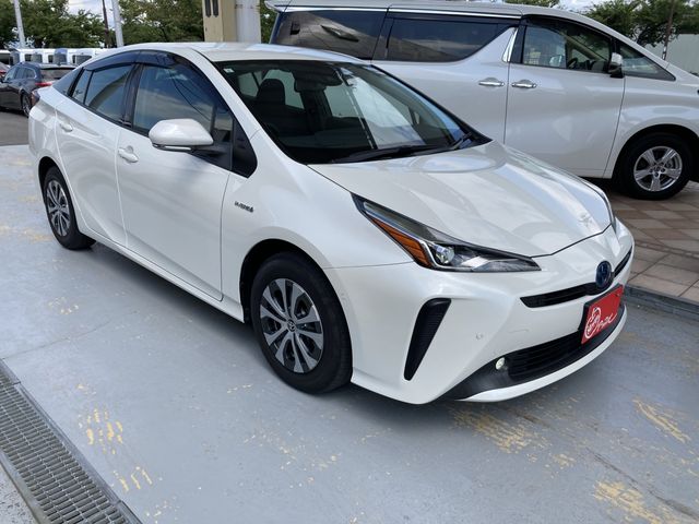 TOYOTA PRIUS 4WD 2019 Image 31