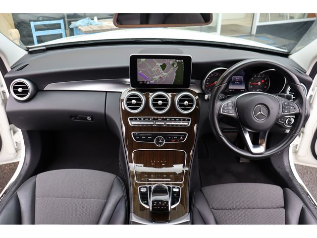 MERCEDES BENZ C CLAS 2015 Image 31