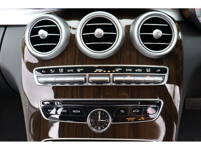 MERCEDES BENZ C CLAS 2015 Image 31