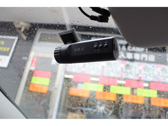 MERCEDES BENZ C CLAS 2015 Image 31