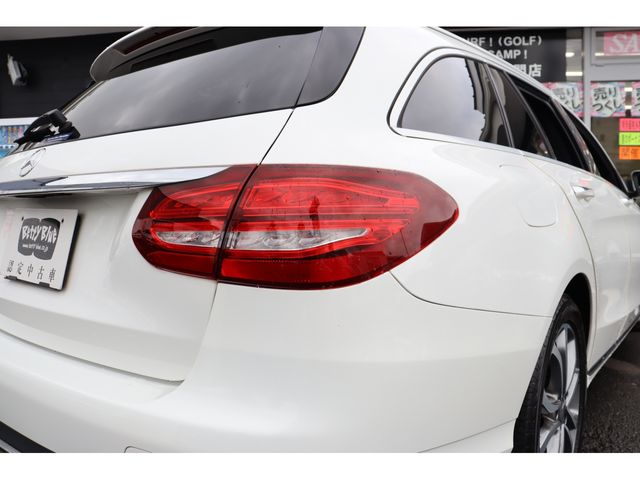 MERCEDES BENZ C CLAS 2015 Image 31