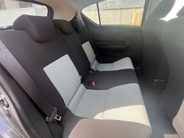 TOYOTA AQUA 2013 Image 31