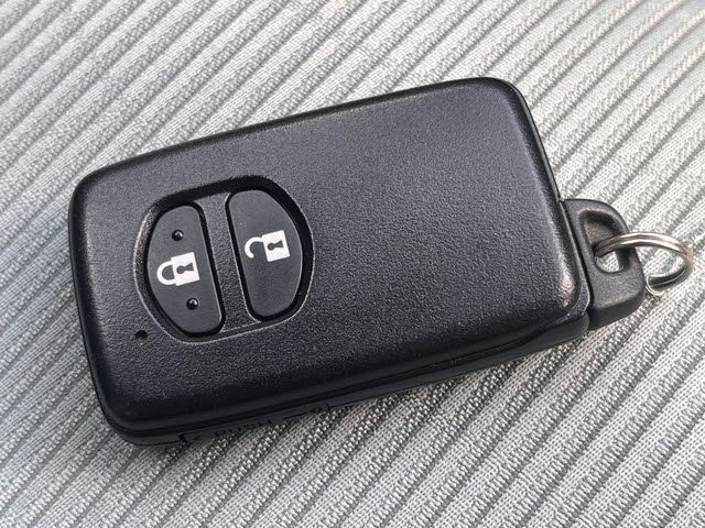 TOYOTA AQUA 2013 Image 31