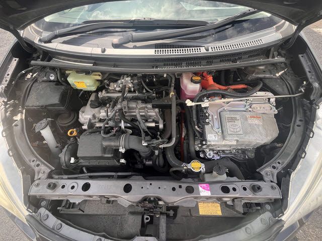 TOYOTA AQUA 2013 Image 31