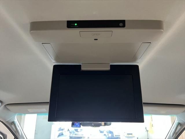 TOYOTA VELLFIRE  HYBRID 4WD 2013 Image 31