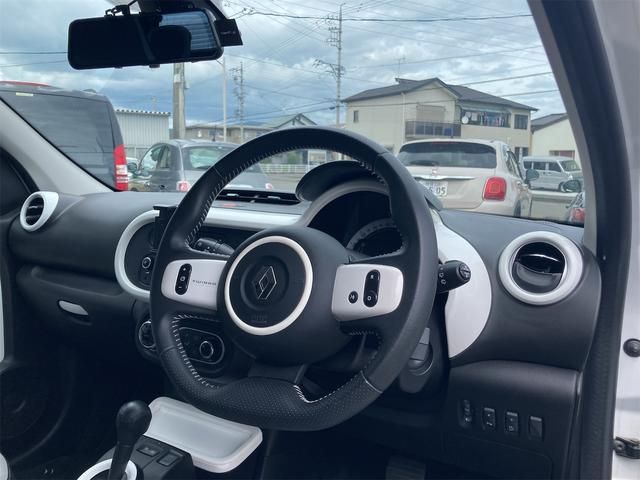 RENAULT TWINGO 2017 Image 31