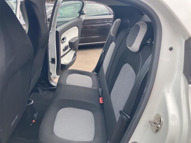 RENAULT TWINGO 2017 Image 31