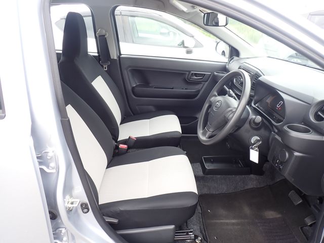 DAIHATSU MIRA E:S 2023 Image 31