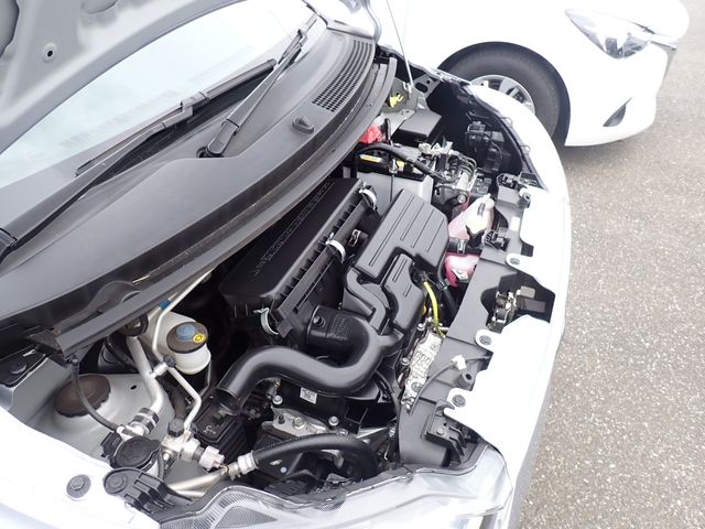 DAIHATSU MIRA E:S 2023 Image 31