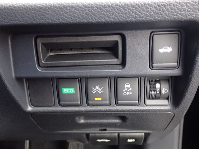 NISSAN TEANA 2018 Image 31