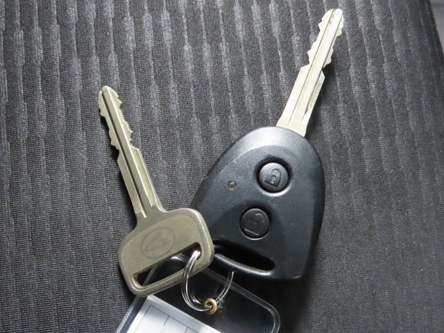 DAIHATSU HIJET CARGO 2022 Image 31