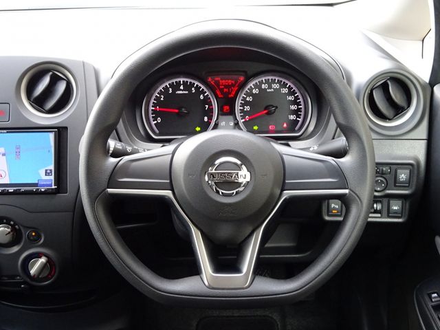 NISSAN NOTE 2020 Image 31