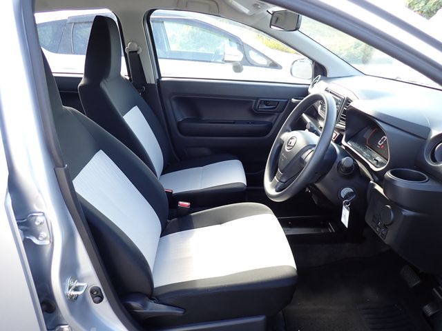 DAIHATSU MIRA E:S 2023 Image 31