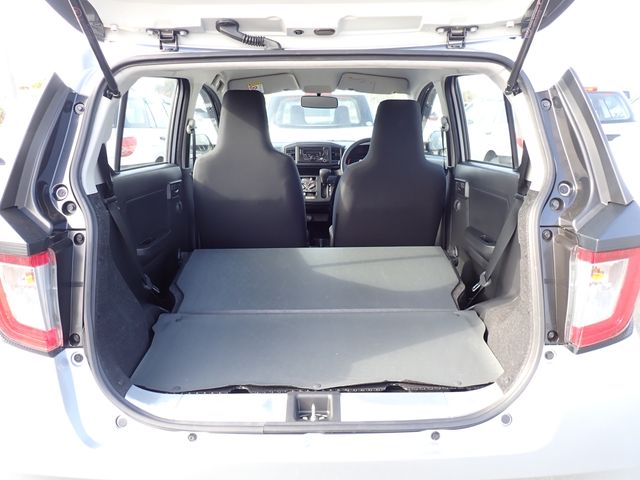 DAIHATSU MIRA E:S 2023 Image 31