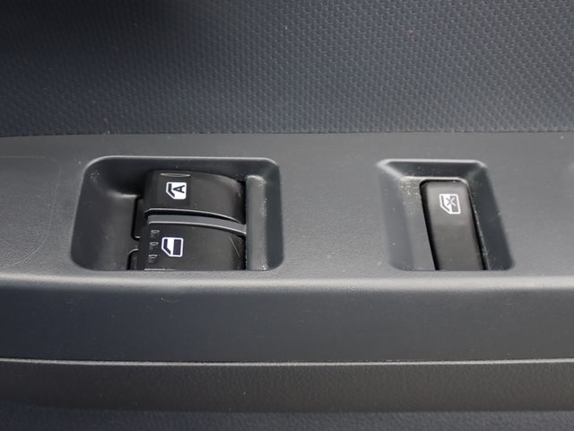 DAIHATSU MIRA E:S 2023 Image 31