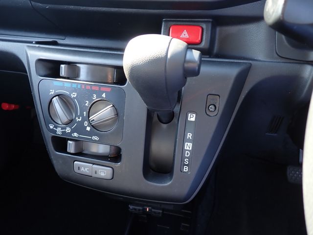 DAIHATSU MIRA E:S 2023 Image 31