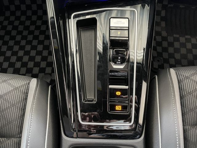 VOLKSWAGEN GOLF VARI 2023 Image 31