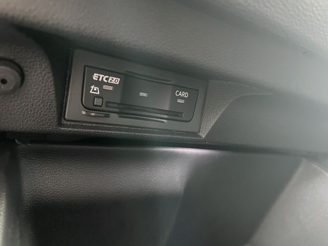 VOLKSWAGEN GOLF VARI 2023 Image 31