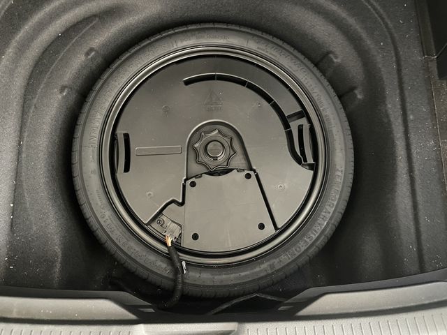 VOLKSWAGEN GOLF VARI 2023 Image 31