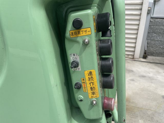 ISUZU ELF 2011 Image 31