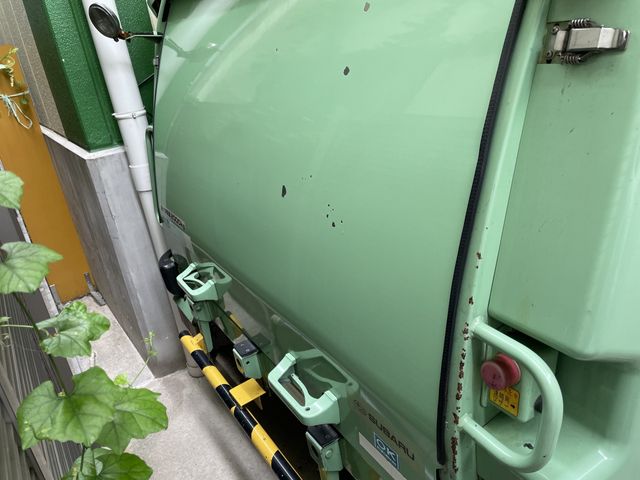 ISUZU ELF 2011 Image 31