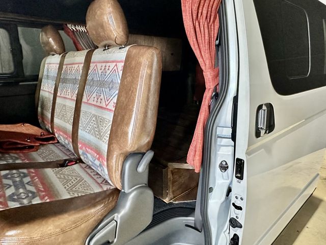 TOYOTA HIACE VAN 4WD 2023 Image 31