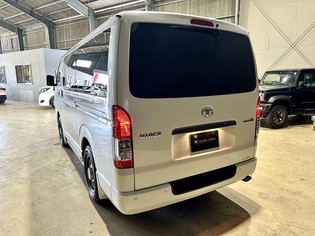 TOYOTA HIACE VAN 4WD 2023 Image 31