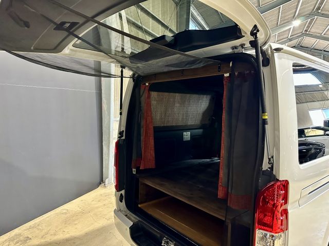 TOYOTA HIACE VAN 4WD 2023 Image 31