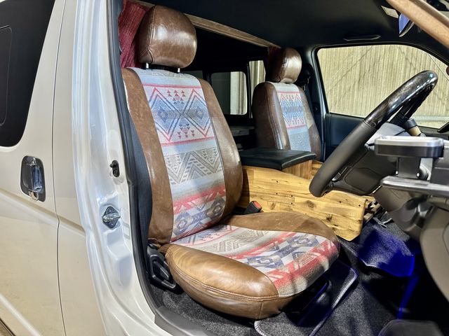 TOYOTA HIACE VAN 4WD 2023 Image 31