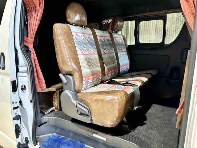 TOYOTA HIACE VAN 4WD 2023 Image 31