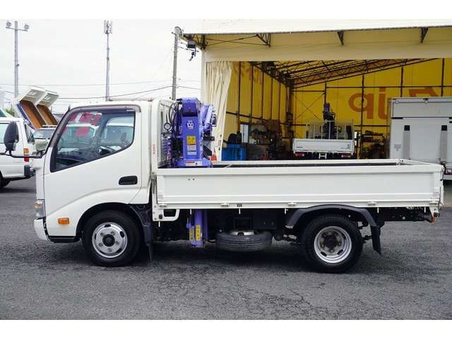 HINO DUTRO 2012 Image 31