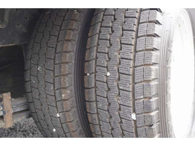 HINO DUTRO 2012 Image 31