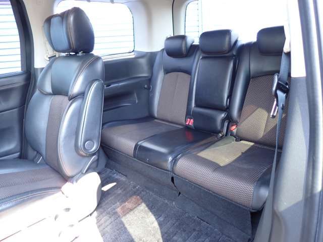 NISSAN ELGRAND 2010 Image 31