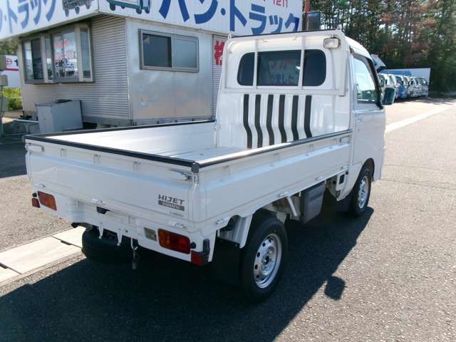 DAIHATSU HIJET TRUCK 4WD 2013 Image 31