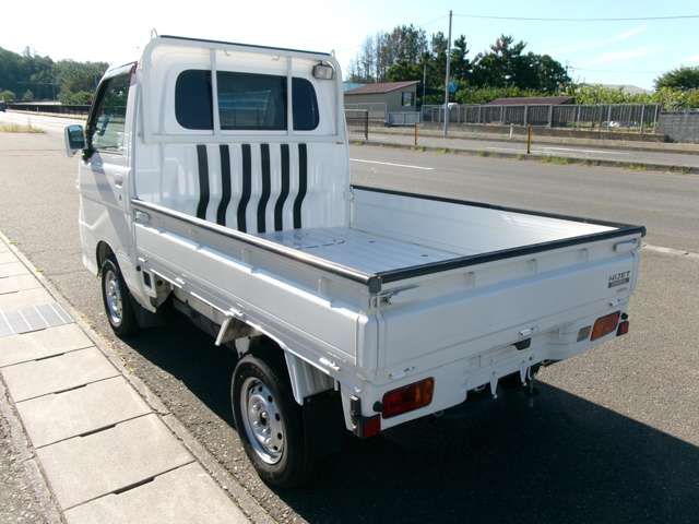 DAIHATSU HIJET TRUCK 4WD 2013 Image 31