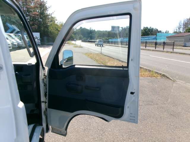 DAIHATSU HIJET TRUCK 4WD 2013 Image 31