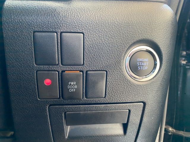 TOYOTA VELLFIRE 2015 Image 31