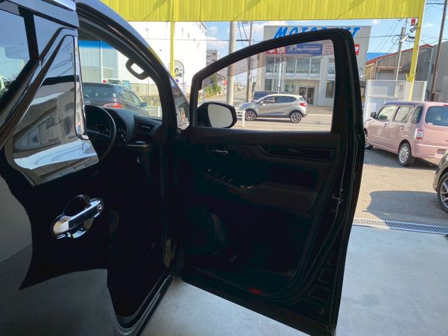 TOYOTA VELLFIRE 2015 Image 31