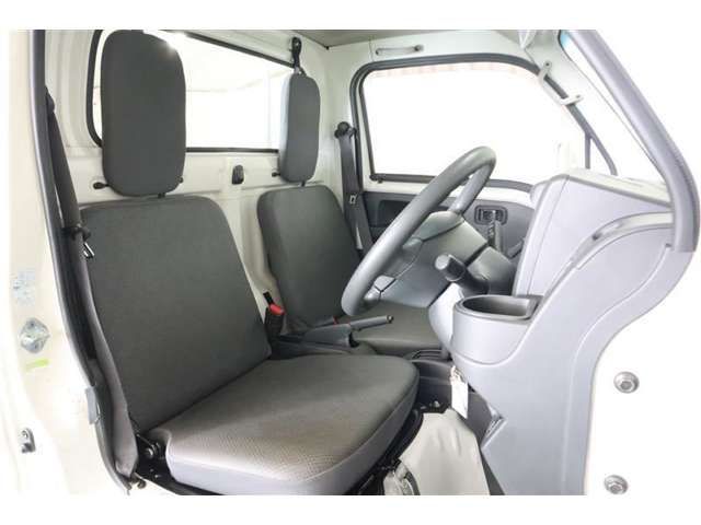 DAIHATSU HIJET TRUCK 4WD 2016 Image 31