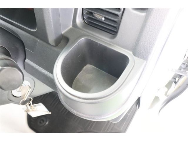 DAIHATSU HIJET TRUCK 4WD 2016 Image 31