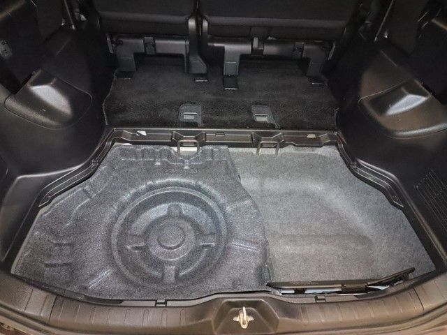 TOYOTA VOXY 2018 Image 31