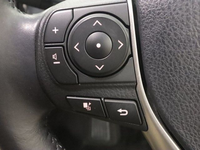 TOYOTA VOXY 2018 Image 31