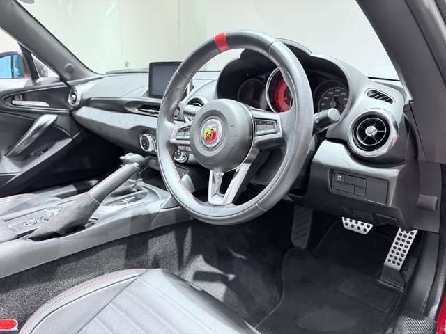 FIAT ABARTH 124 SPIDER 2018 Image 31
