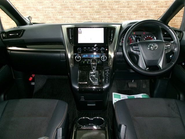 TOYOTA ALPHARD 4WD 2021 Image 31